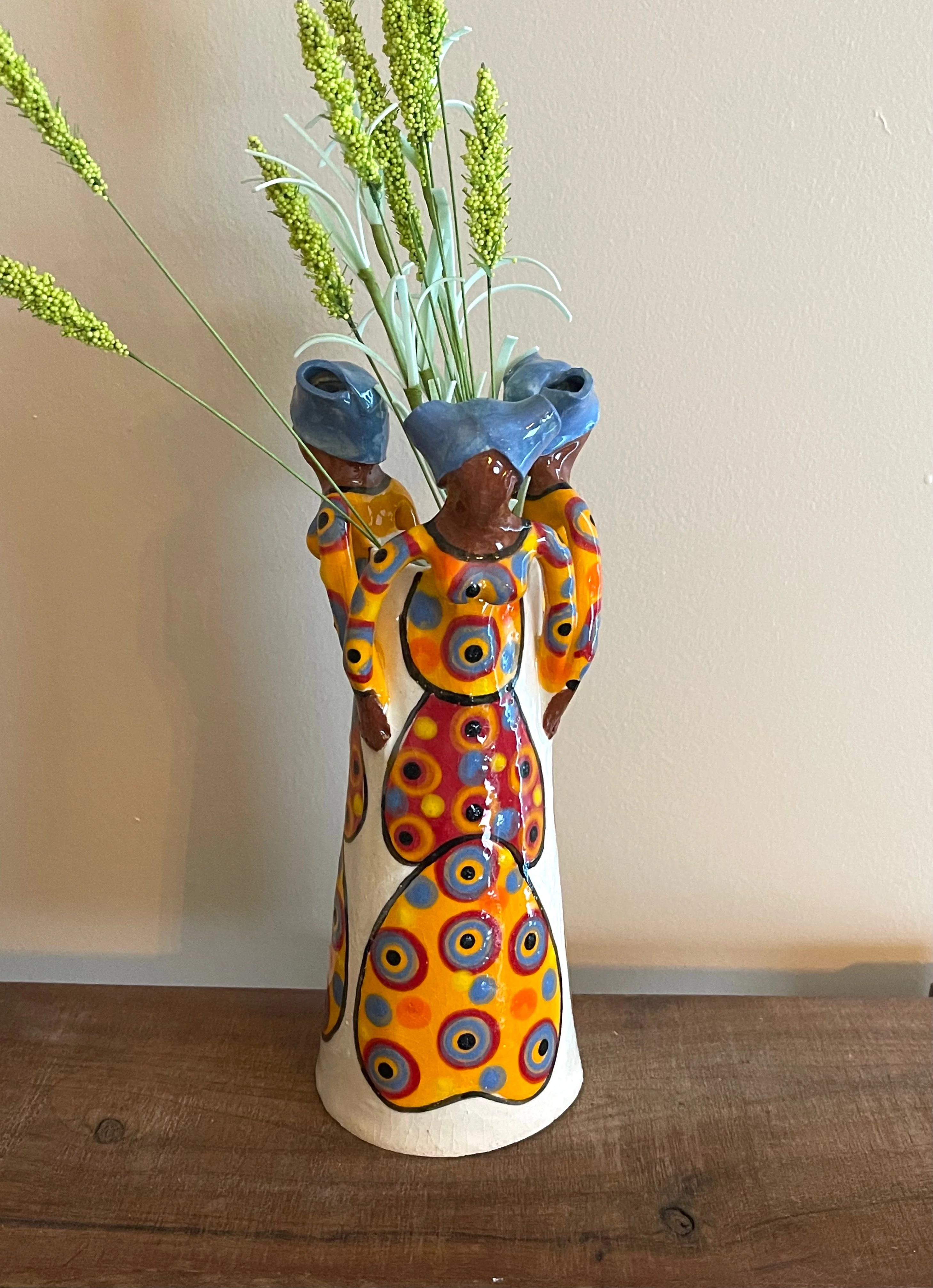 Ceramic 3 Lady Bright on White Ubuntu Vase - Image 3